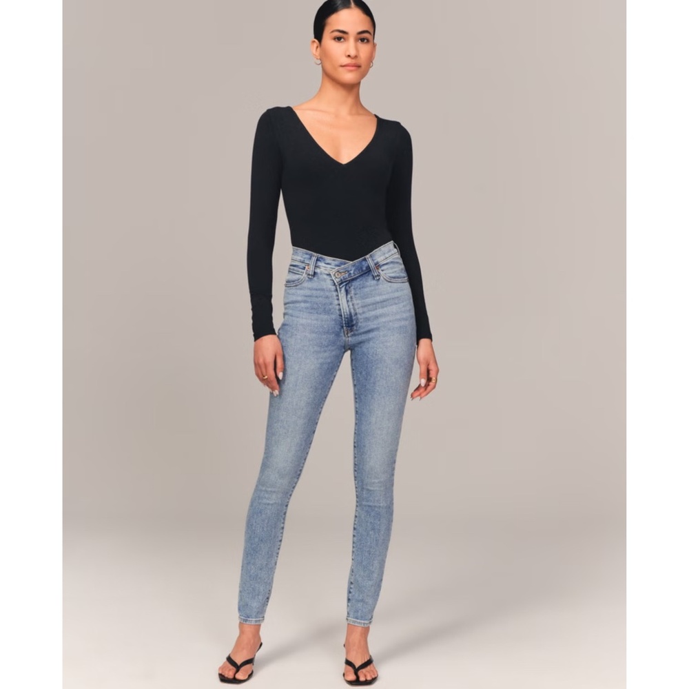 Abercrombie & Fitch Light Blue Women's Jeans